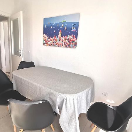 Apt White Idyll, 3 Bedrooms, 3 Bathrooms, Terrace Apt Promajna Bagian luar foto