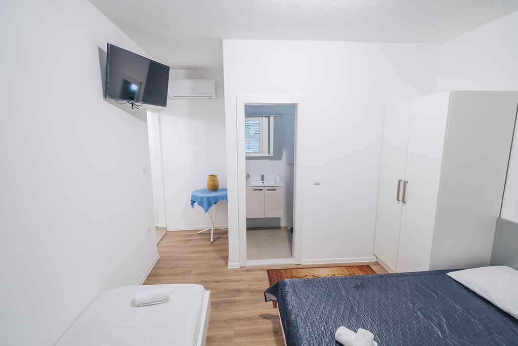 Apt White Idyll, 3 Bedrooms, 3 Bathrooms, Terrace Apt Promajna Bagian luar foto